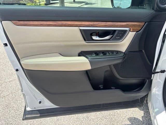 Used 2022 Honda CR-V Touring image 23