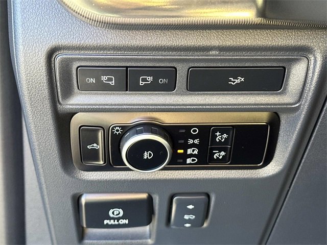 Used 2024 Ford F150 Lariat w/ FX4 Off-Road Package image 20