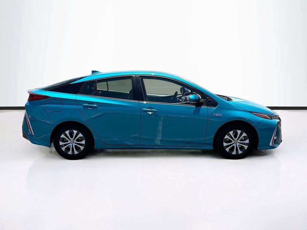 Certified 2021 Toyota Prius Prime Limited w/ Carpet Mat Package (TMS) FWD image 4