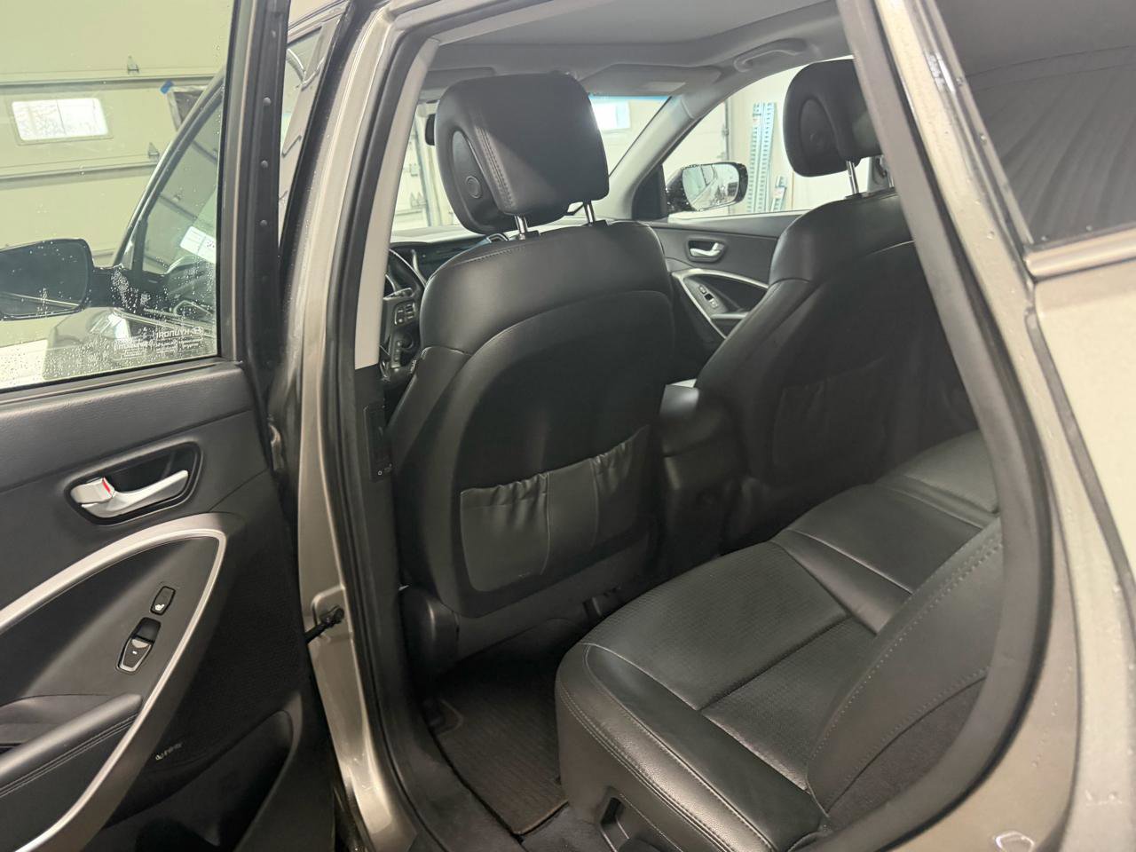 Used 2016 Hyundai Santa Fe Sport 2.0T w/ Option Group 05 image 33