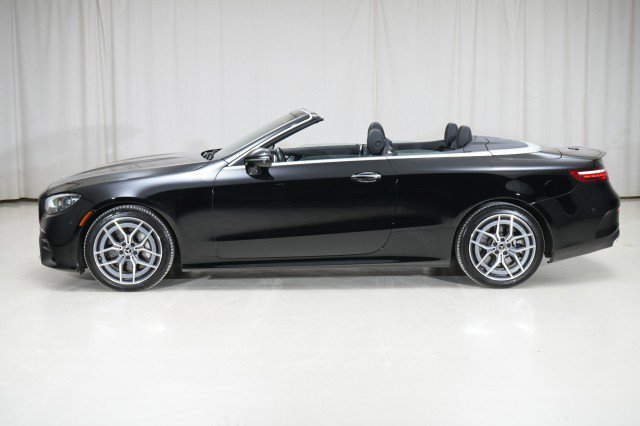 Used 2023 Mercedes-Benz E 450 4MATIC Cabriolet image 3