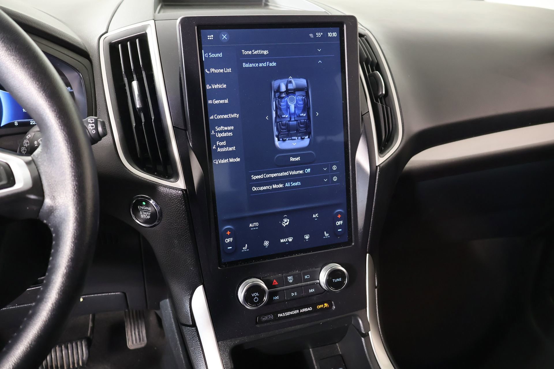 Used 2024 Ford Edge SEL image 5