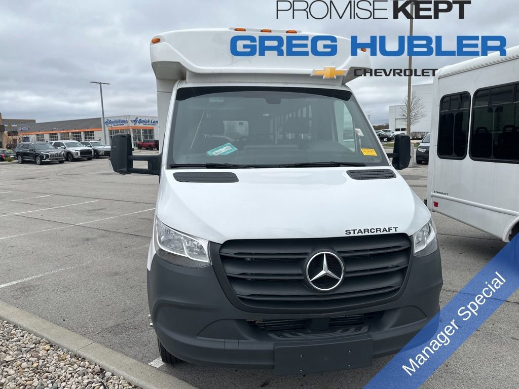 Used 2022 Mercedes-Benz Sprinter 3500 image 2