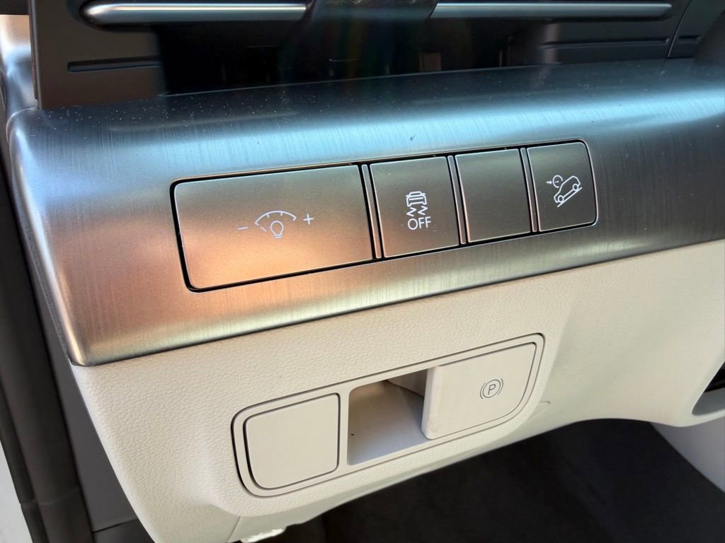 Certified 2026 Hyundai Kona SEL Sport AWD/4WD image 13