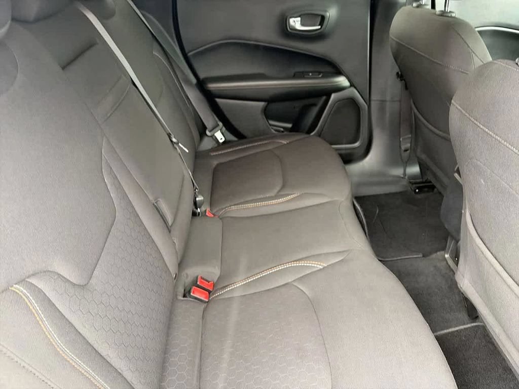 Used 2017 Jeep Compass Sport FWD image 14