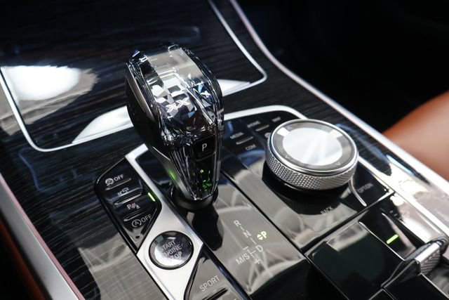 Used 2022 BMW X7 M50i AWD/4WD image 30