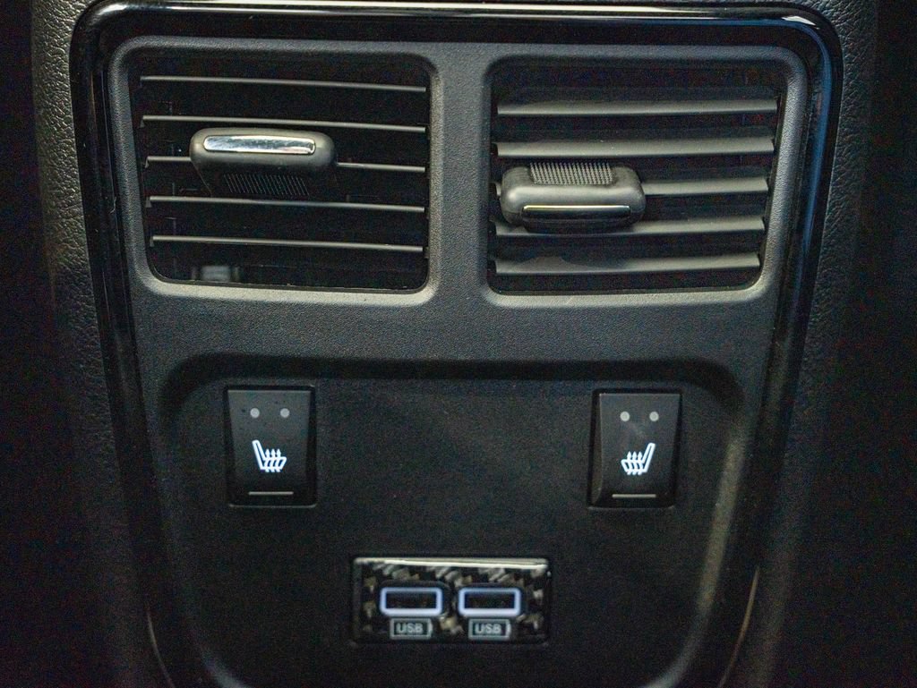Used 2023 Chrysler 300 C RWD image 34