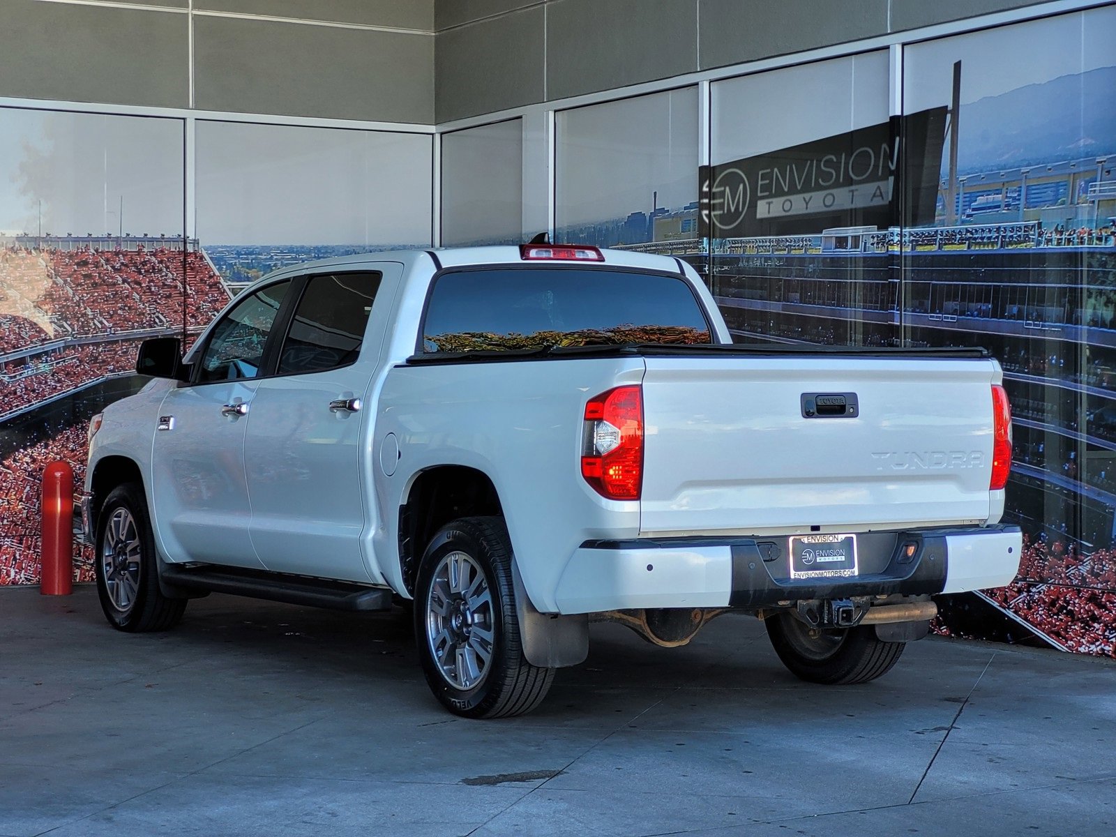 Used 2021 Toyota Tundra Platinum image 6