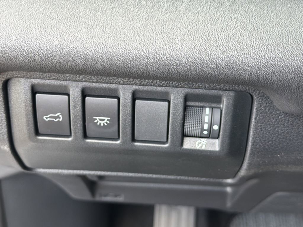 Certified 2025 Subaru Ascent Bronze Edition w/ Onyx Package image 27