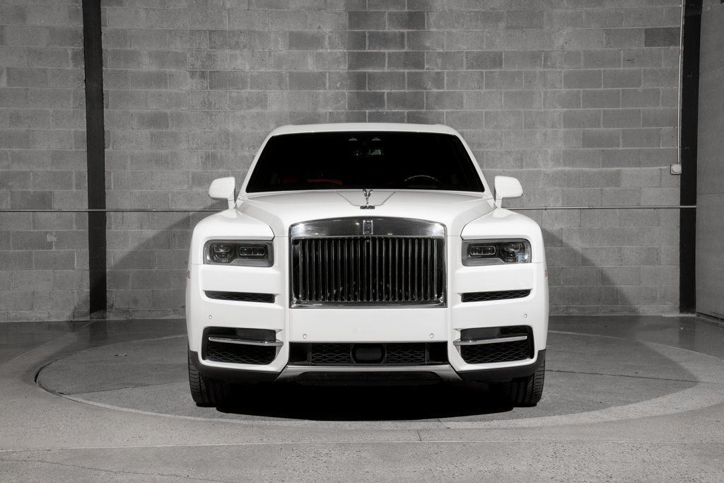 Used 2023 Rolls-Royce Cullinan AWD/4WD image 3