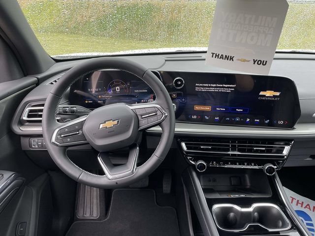 New 2026 Chevrolet Traverse LT w/ Driver Confidence Package AWD/4WD image 16