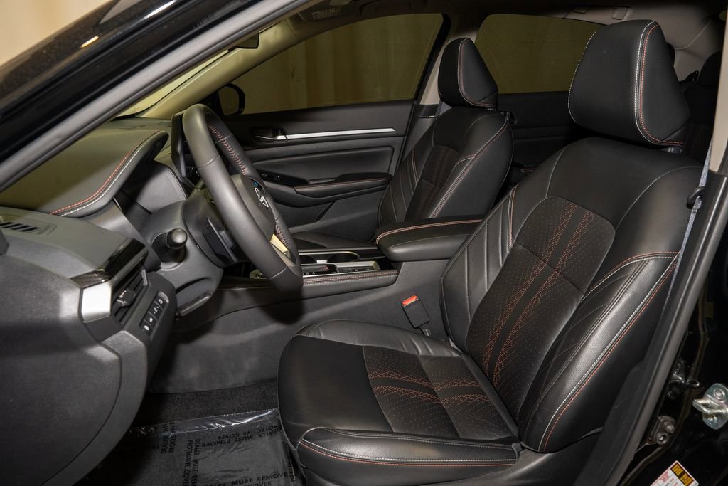 Certified 2024 Nissan Altima 2.0 SR image 11