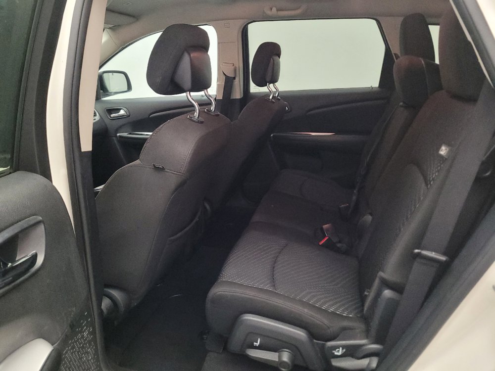 Used 2018 Dodge Journey SE w/ Connectivity Group FWD image 18
