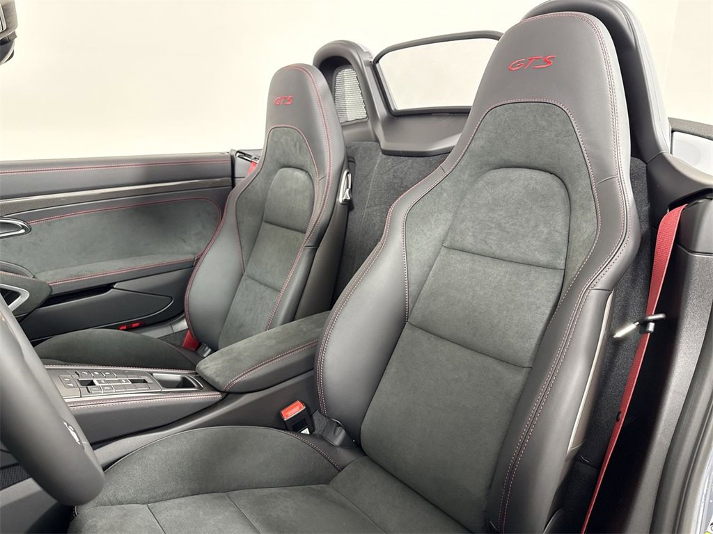 New 2025 Porsche 718 Boxster GTS image 5