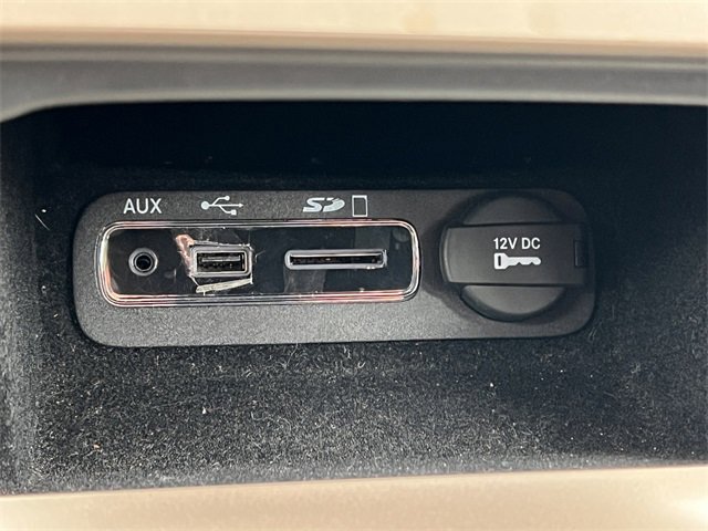 Used 2014 Jeep Grand Cherokee Limited image 25