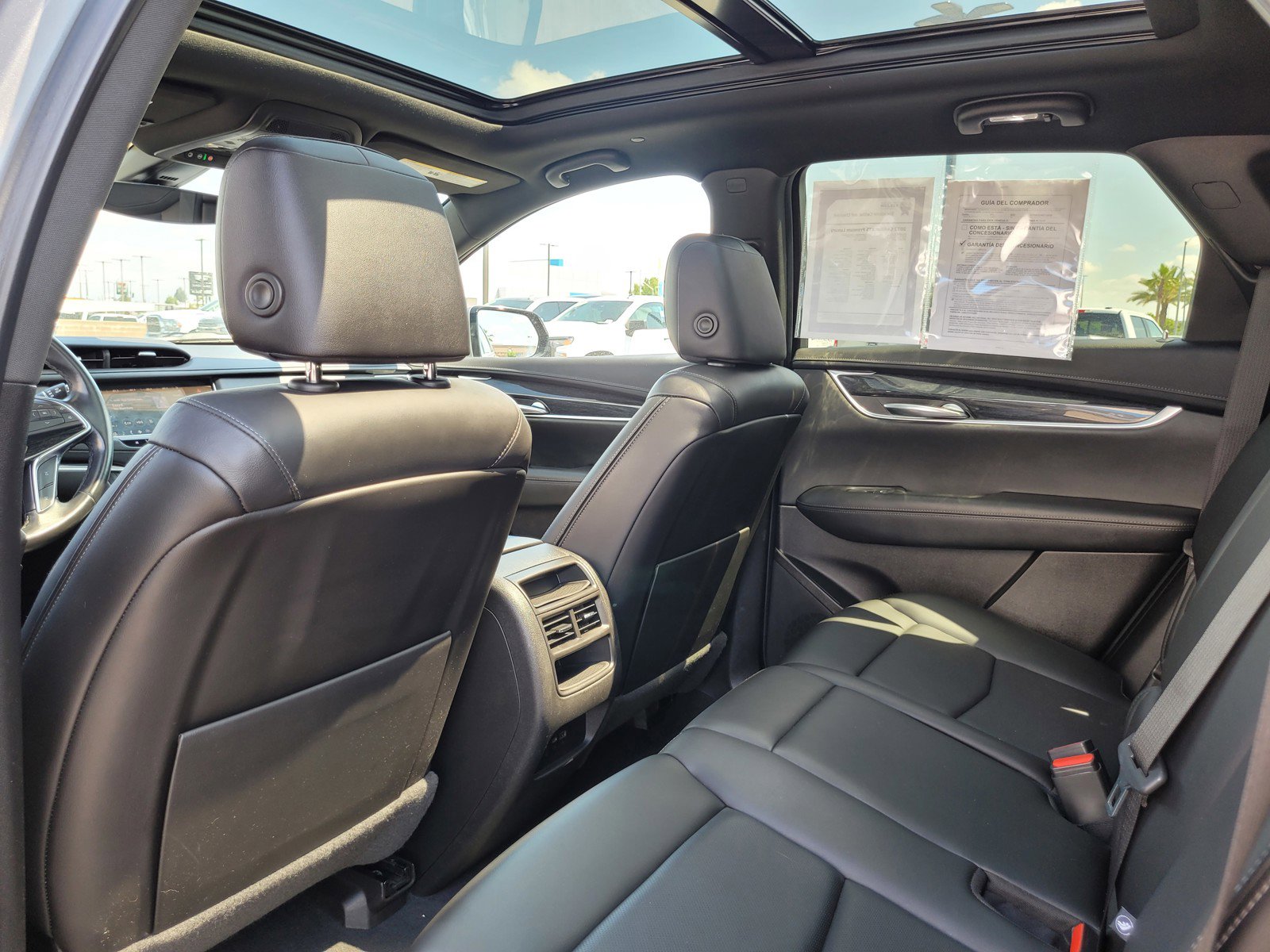 Used 2022 Cadillac XT5 Premium Luxury FWD image 14