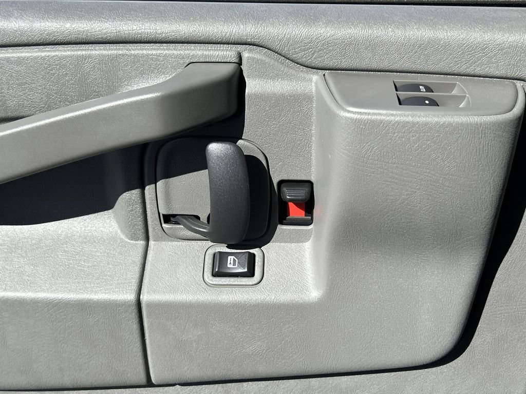 New 2025 GMC Savana 3500 Work Van w/ Power Convenience Package image 22