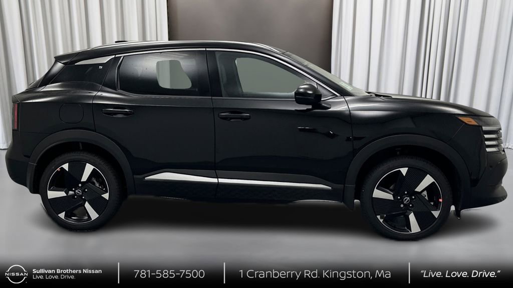 New 2025 Nissan Kicks SR w/ SR Premium Package image 4