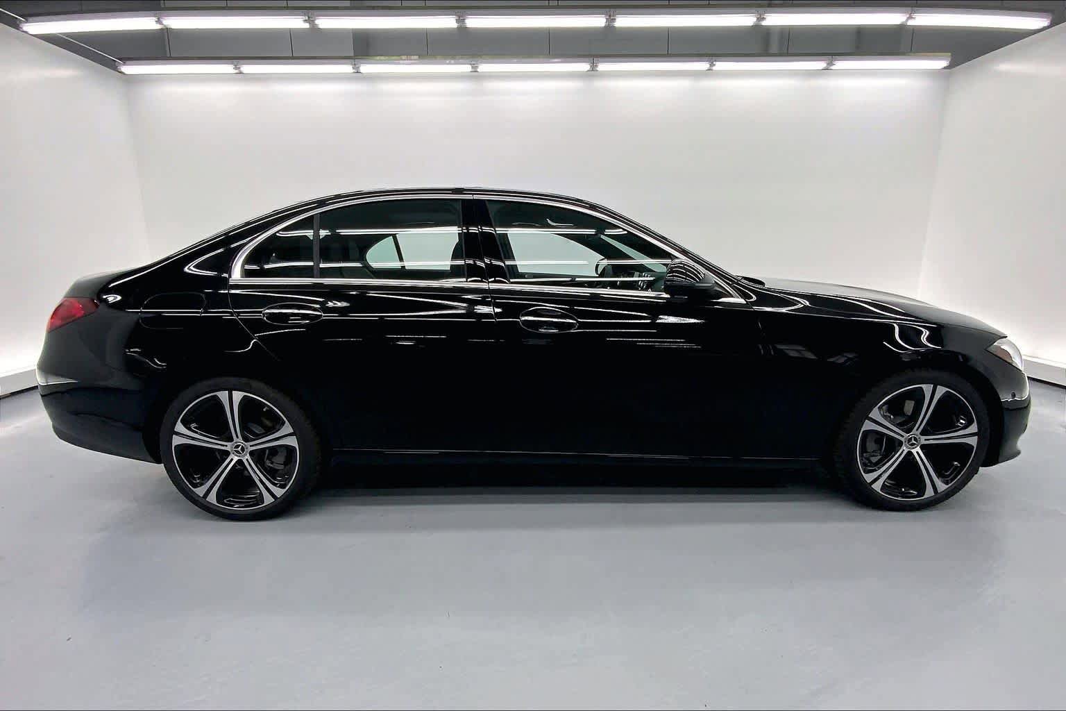 New 2026 Mercedes-Benz C 300 Sedan image 9