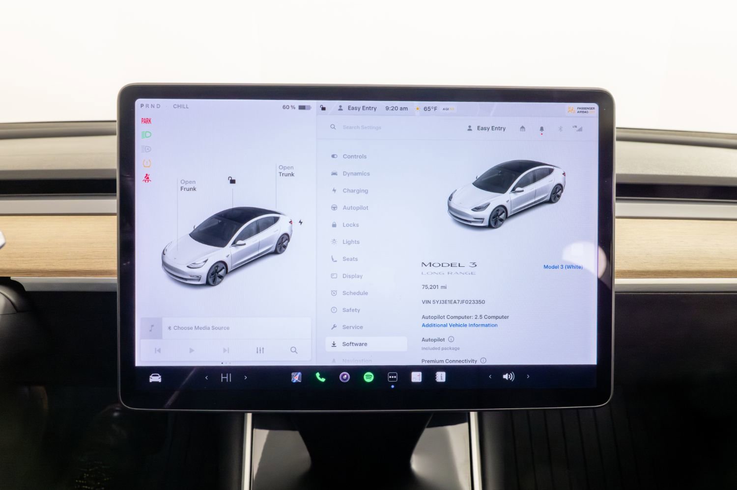 Used 2018 Tesla Model 3 Long Range image 37