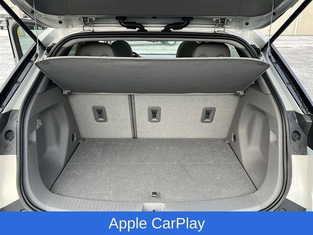 Used 2022 Chevrolet Bolt EUV Premier w/ Sun & Sound Package image 25