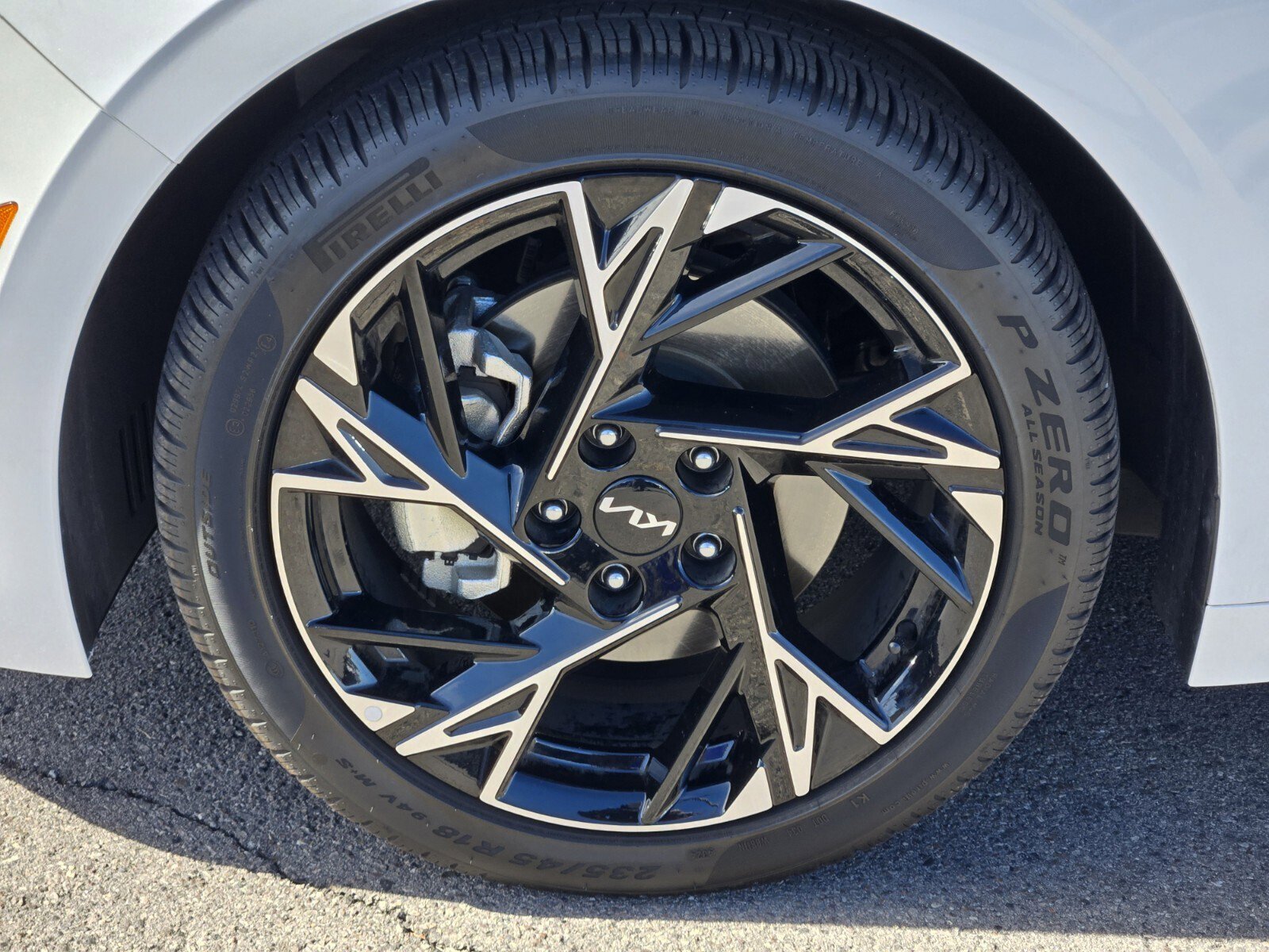 Certified 2025 Kia K5 GT-Line image 10