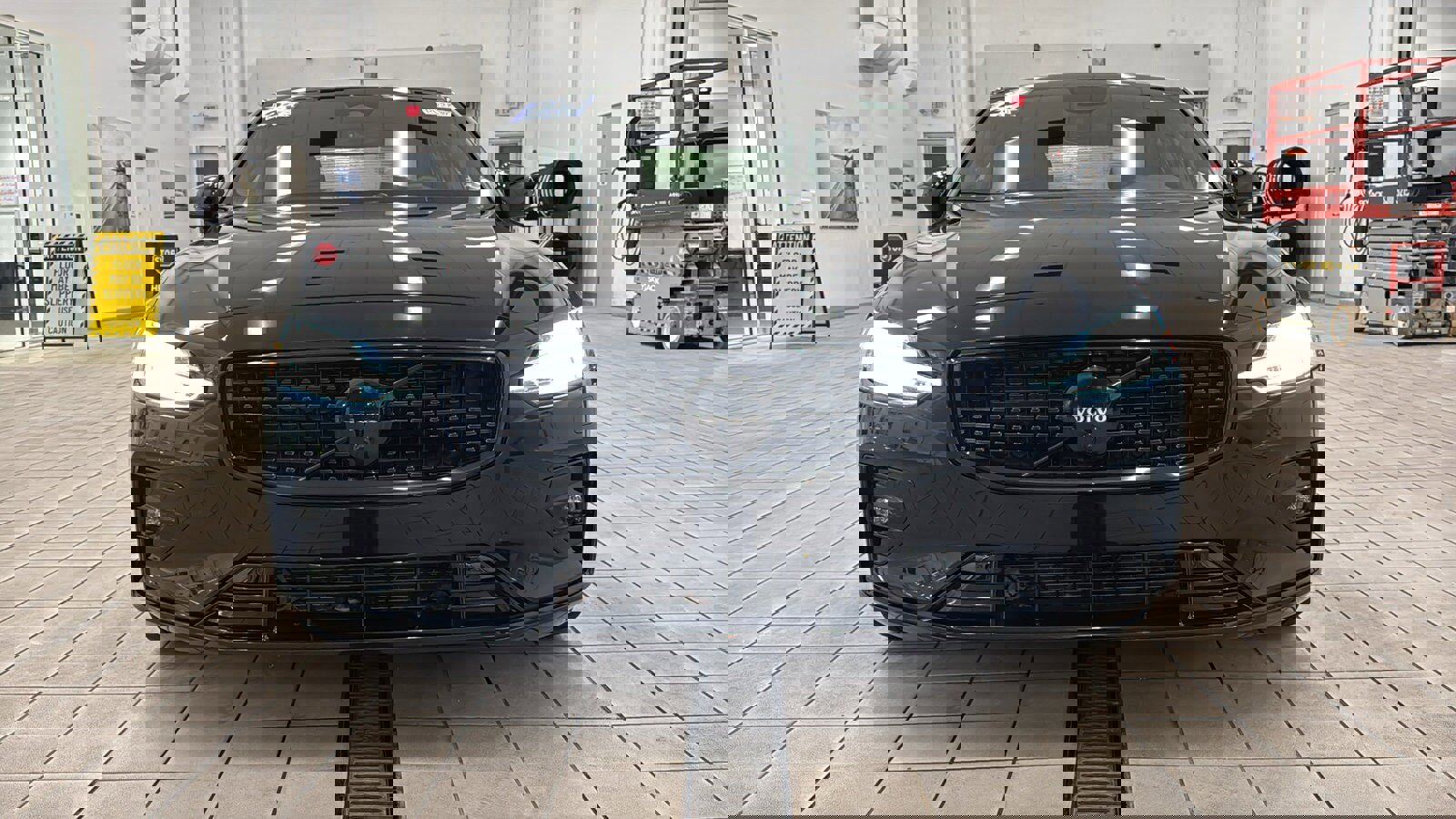 Used 2023 Volvo S60 B5 Plus w/ Climate Package image 10