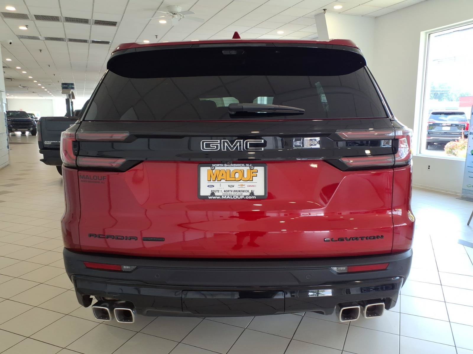 Used 2026 GMC Acadia Elevation w/ Black Edition AWD/4WD image 5