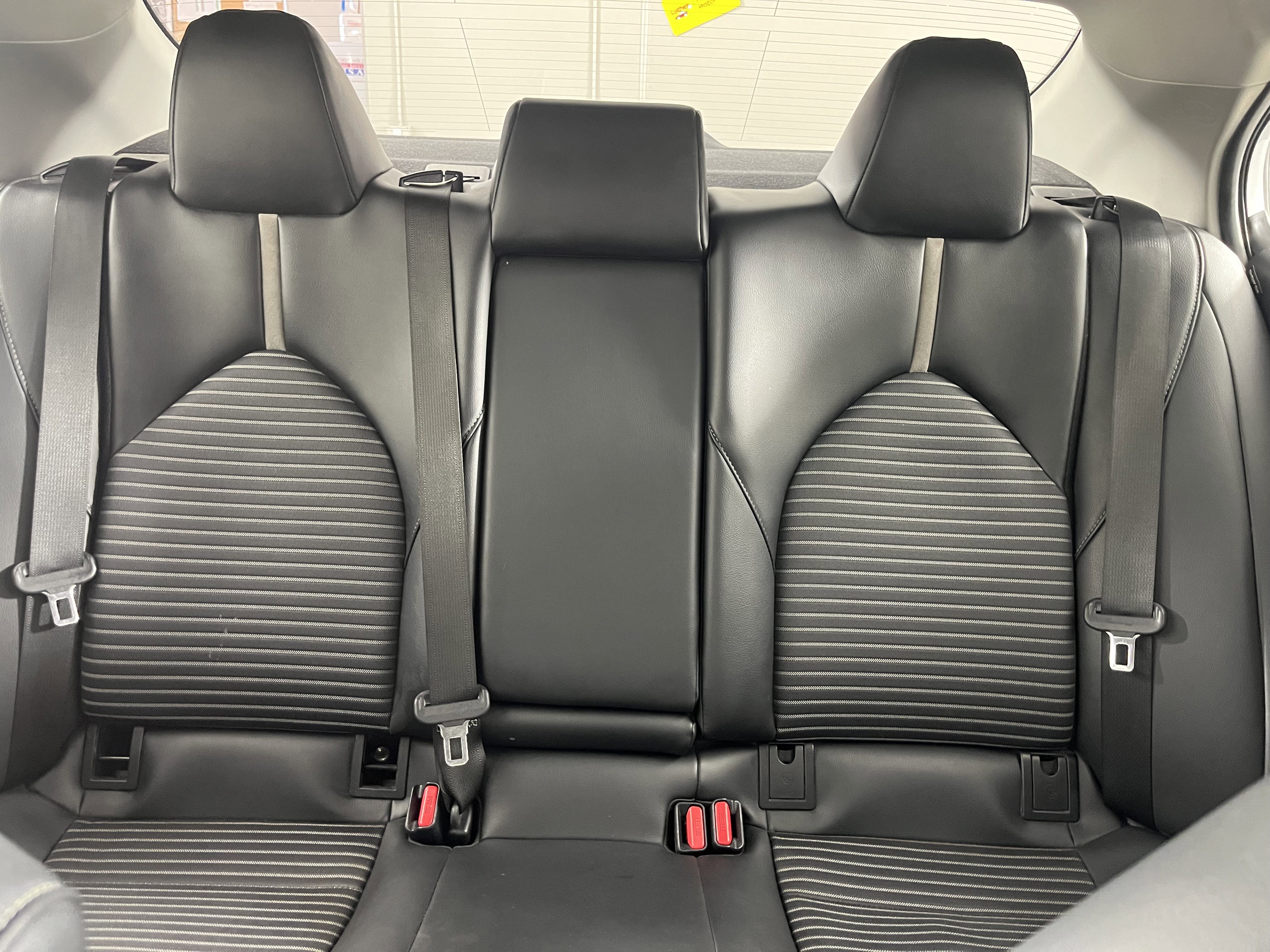 Used 2021 Toyota Camry SE image 22