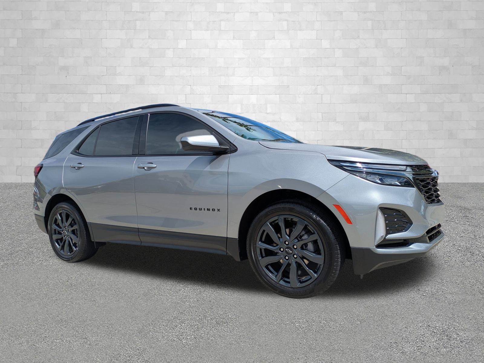 Used 2023 Chevrolet Equinox RS