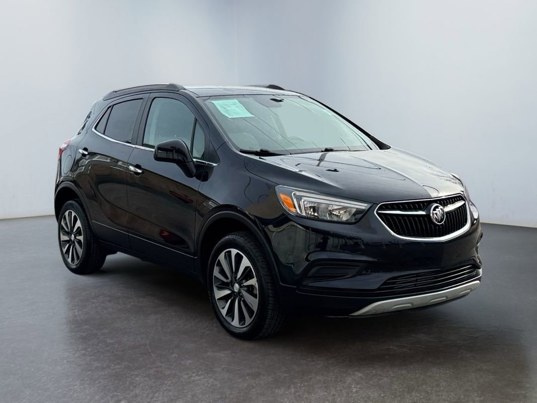 Used 2021 Buick Encore Preferred image 3