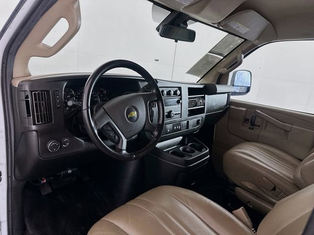 Used 2021 Chevrolet Express 3500 w/ Driver Convenience Package image 9