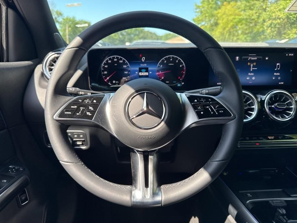 Used 2026 Mercedes-Benz GLA 250 4MATIC image 22