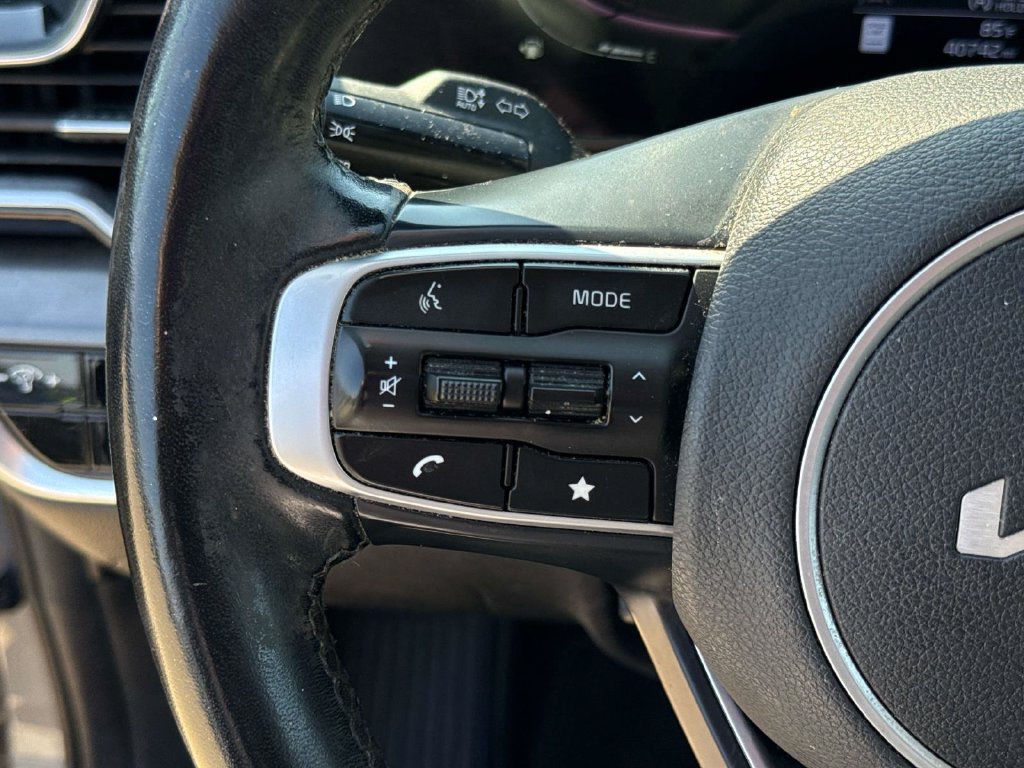 Used 2023 Kia Sportage EX AWD/4WD image 25