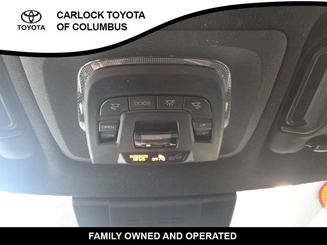 Used 2024 Toyota Corolla Cross AWD Hybrid w/ Convenience Package image 29