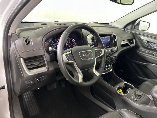 Used 2023 GMC Terrain SLT w/ Infotainment Package II image 13