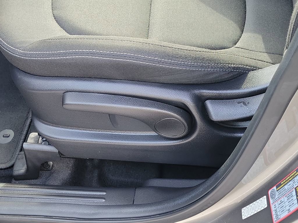 Used 2019 Kia Soul + FWD image 16