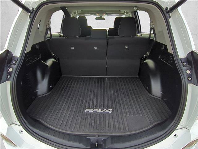 Used 2016 Toyota RAV4 XLE image 6