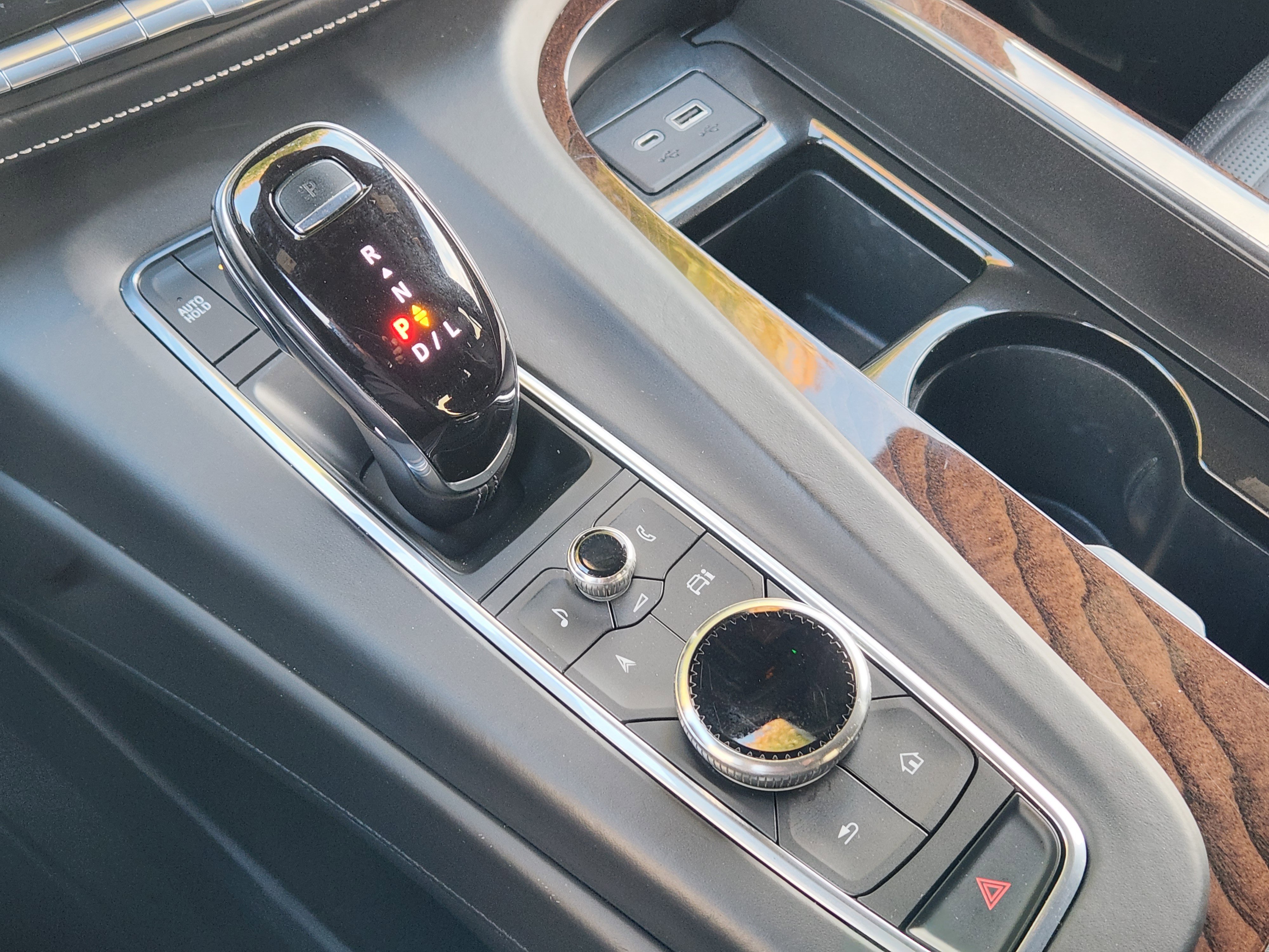 Used 2022 Cadillac Escalade Sport Platinum image 19