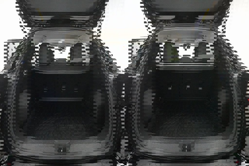 Used 2024 Subaru Crosstrek 2.5i Limited w/ Crosstrek Mirror Package image 10