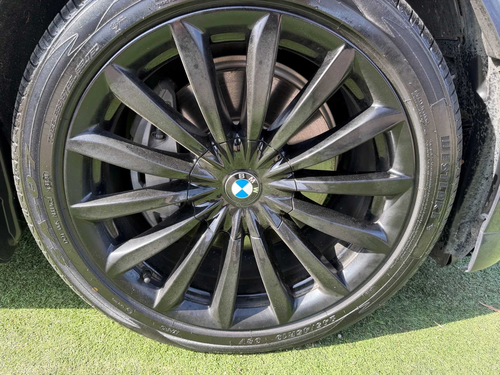 Used 2017 BMW 740i RWD image 18