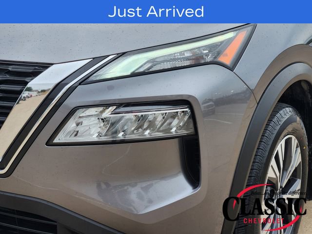 Used 2023 Nissan Rogue SV FWD image 21