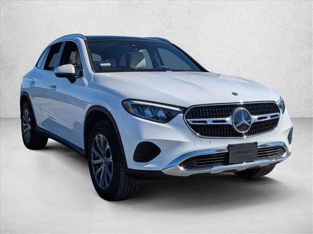 Used 2026 Mercedes-Benz GLC 300 4MATIC image 3