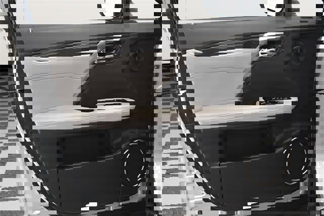 Used 2017 Lexus RX 450h AWD image 22