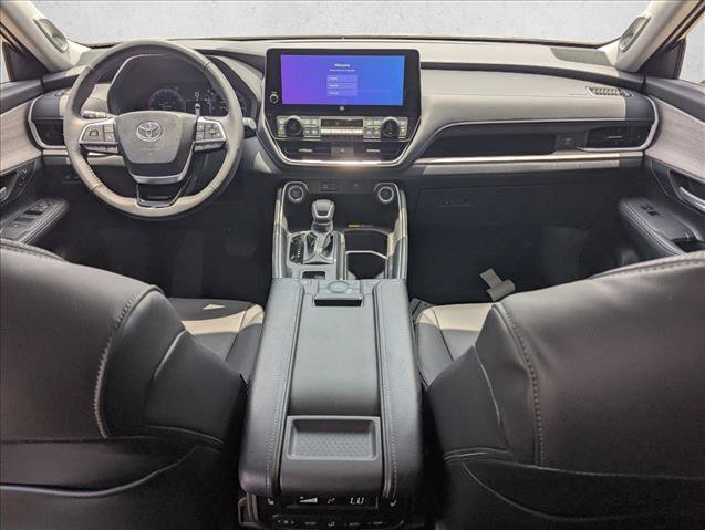 New 2026 Toyota Grand Highlander FWD image 14