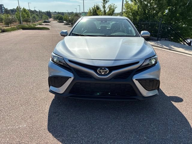 Used 2024 Toyota Camry SE FWD image 2