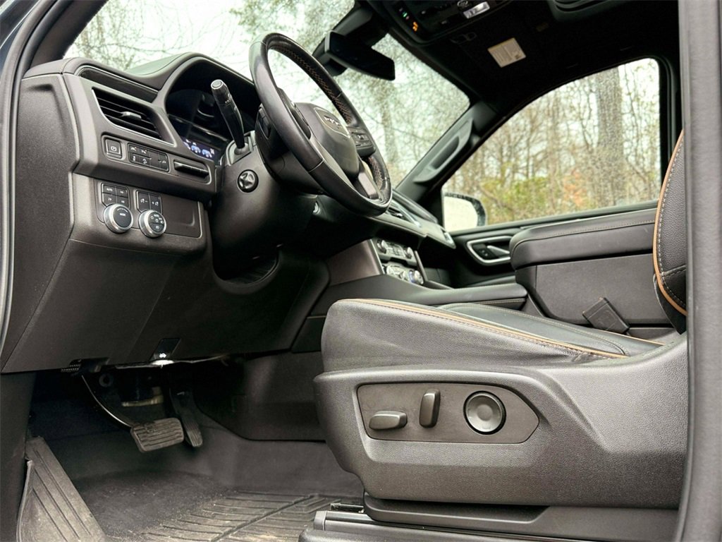 Used 2021 GMC Yukon AT4 w/ AT4 Premium Package image 12