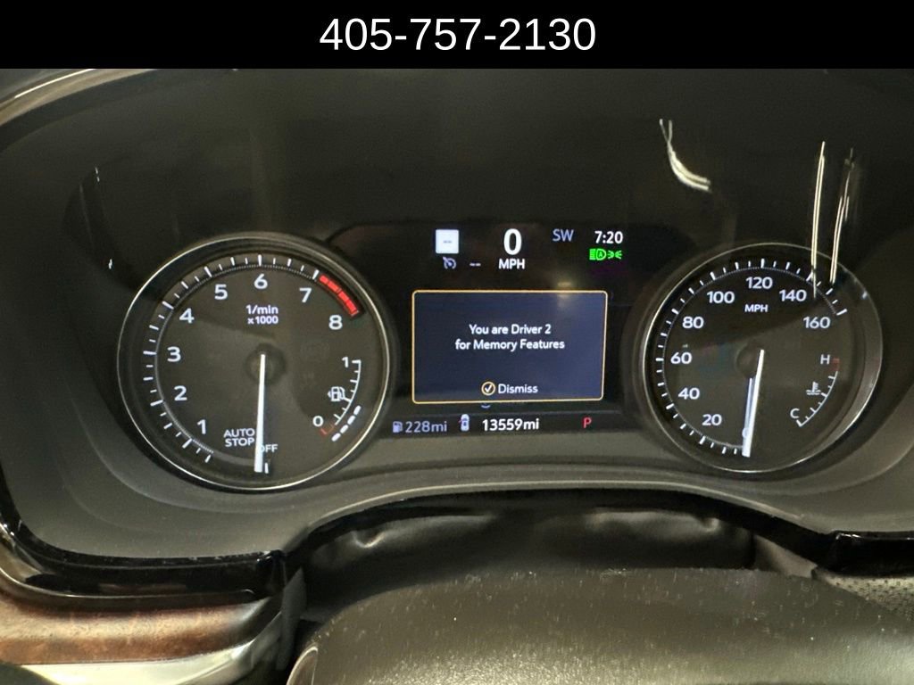 Used 2024 Cadillac XT5 Premium Luxury w/ Technology Package FWD image 6