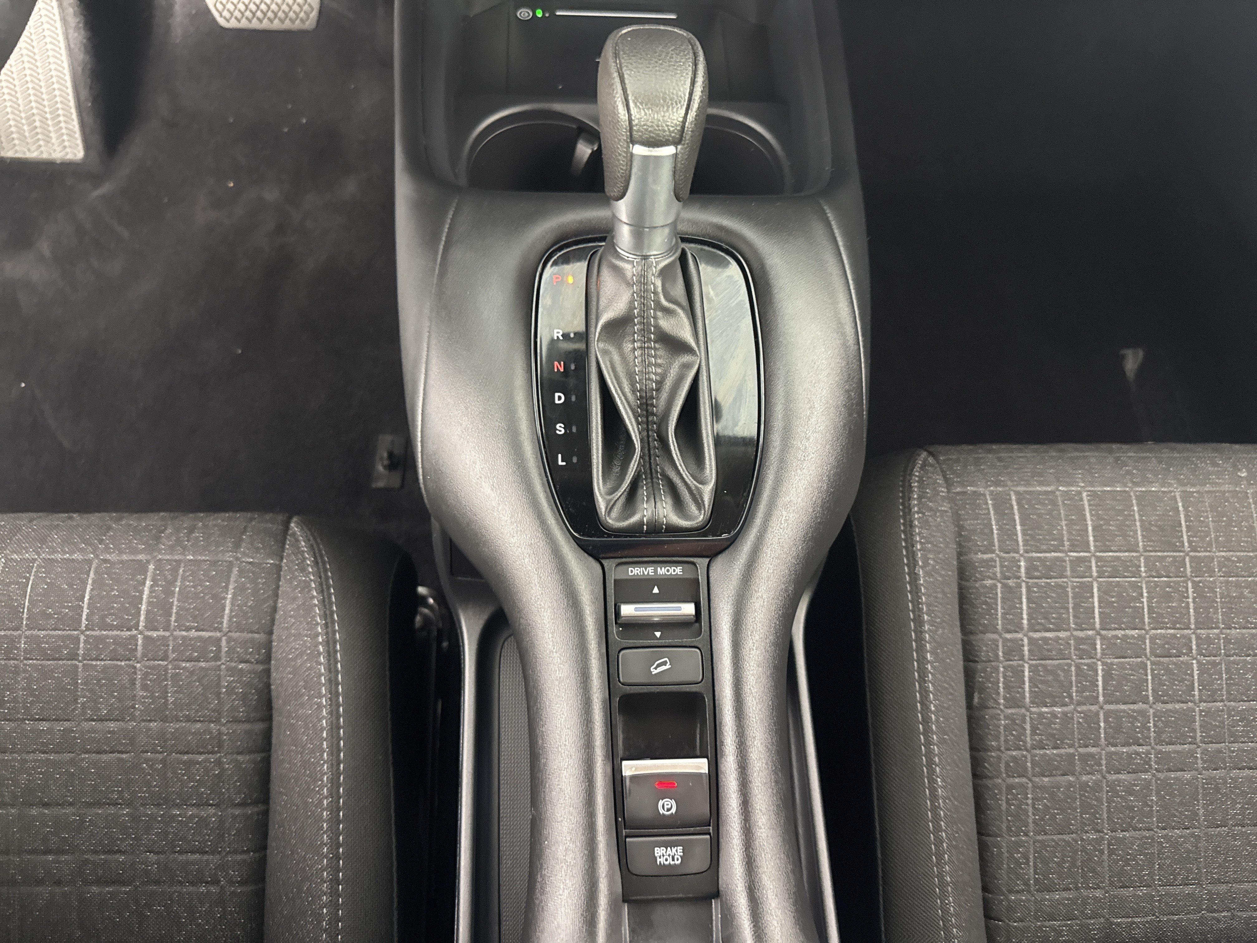 Certified 2026 Honda HR-V LX image 28