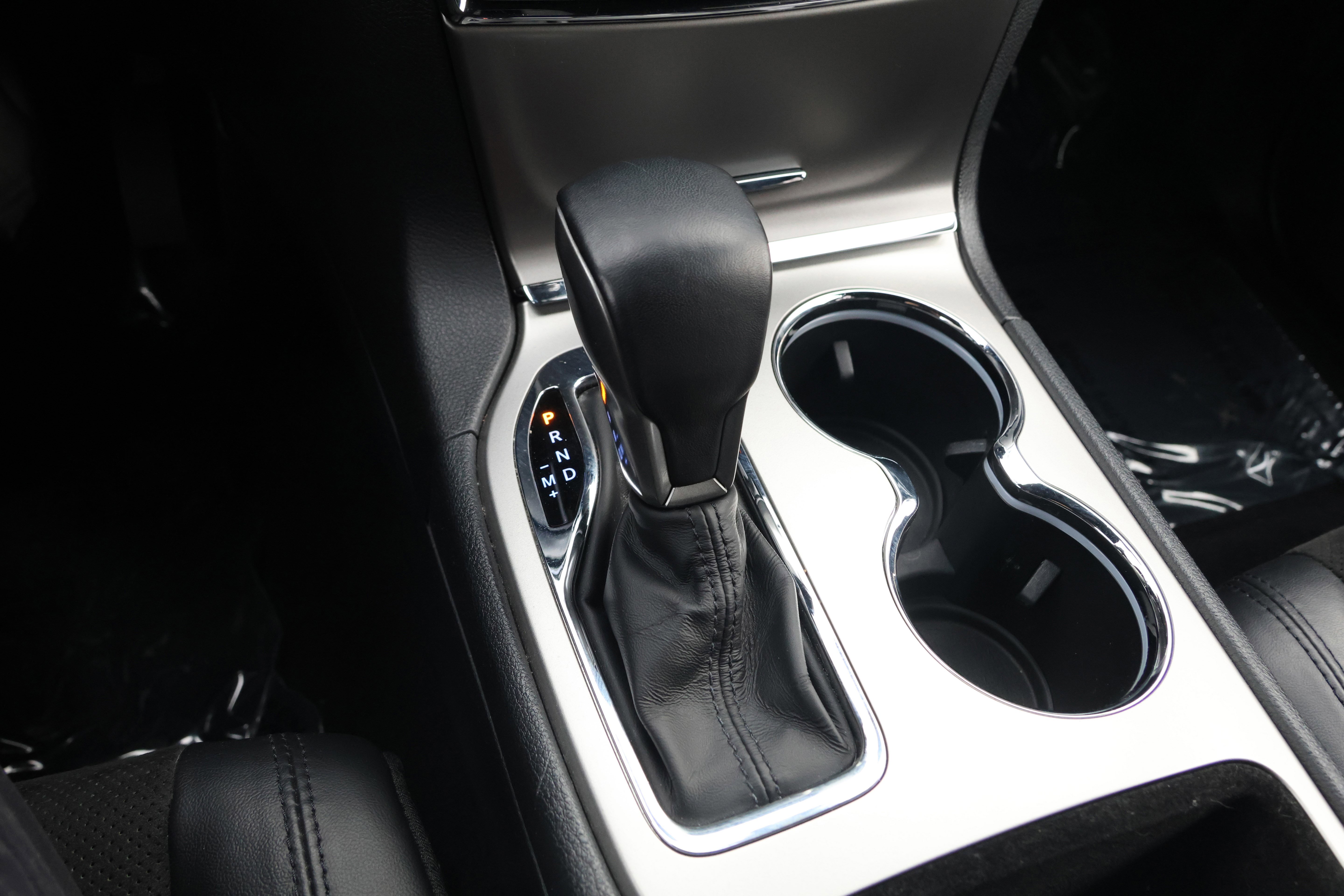 Used 2019 Jeep Grand Cherokee Altitude image 26